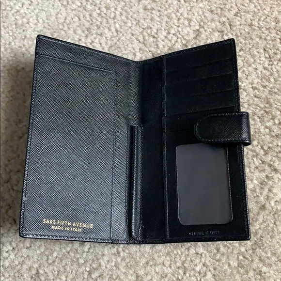 Black Leather Saks Fifth Avenue Credit Card Case - Picture 2 of 4